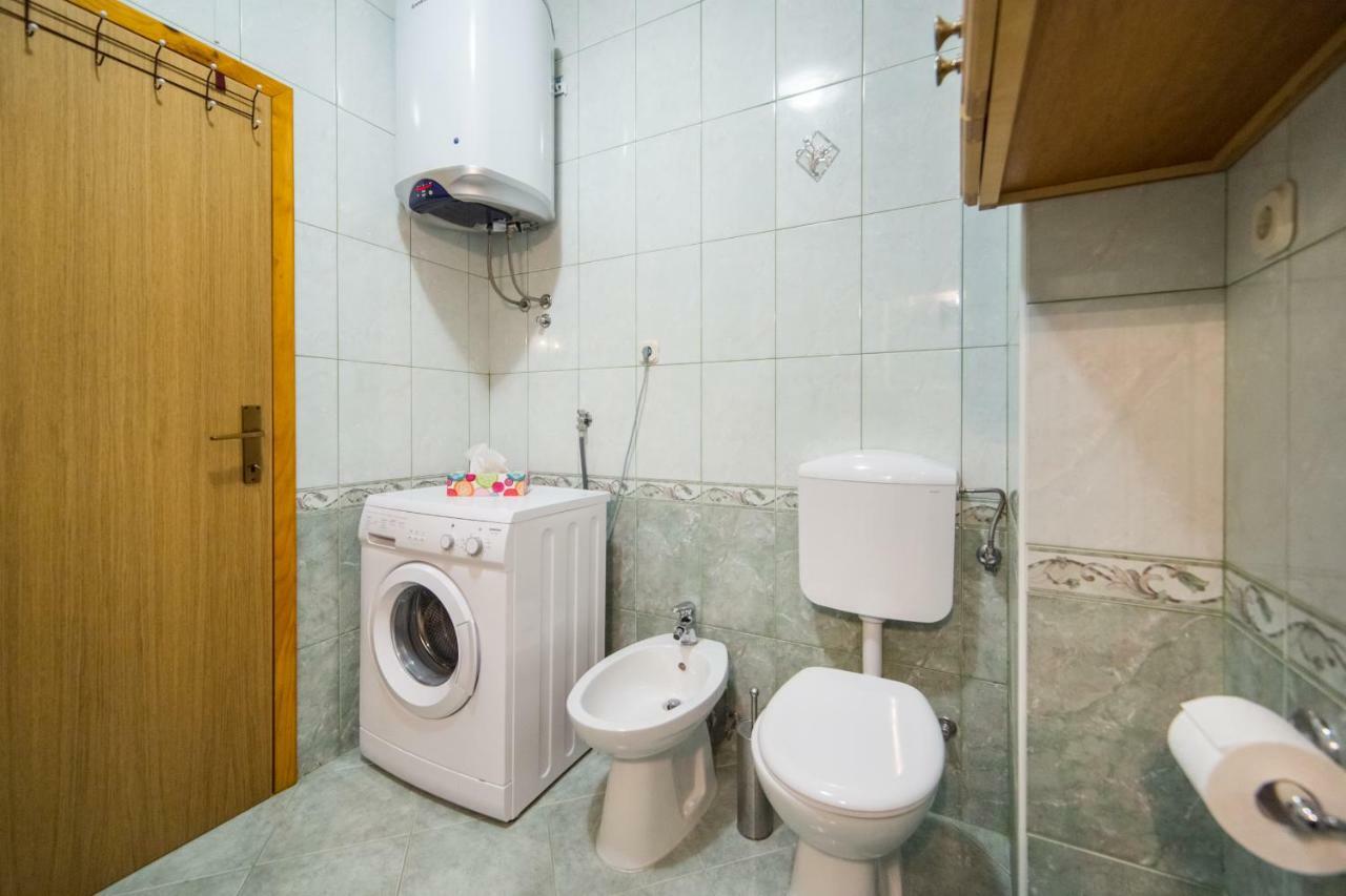 Apartments 7+ Blace Εξωτερικό φωτογραφία