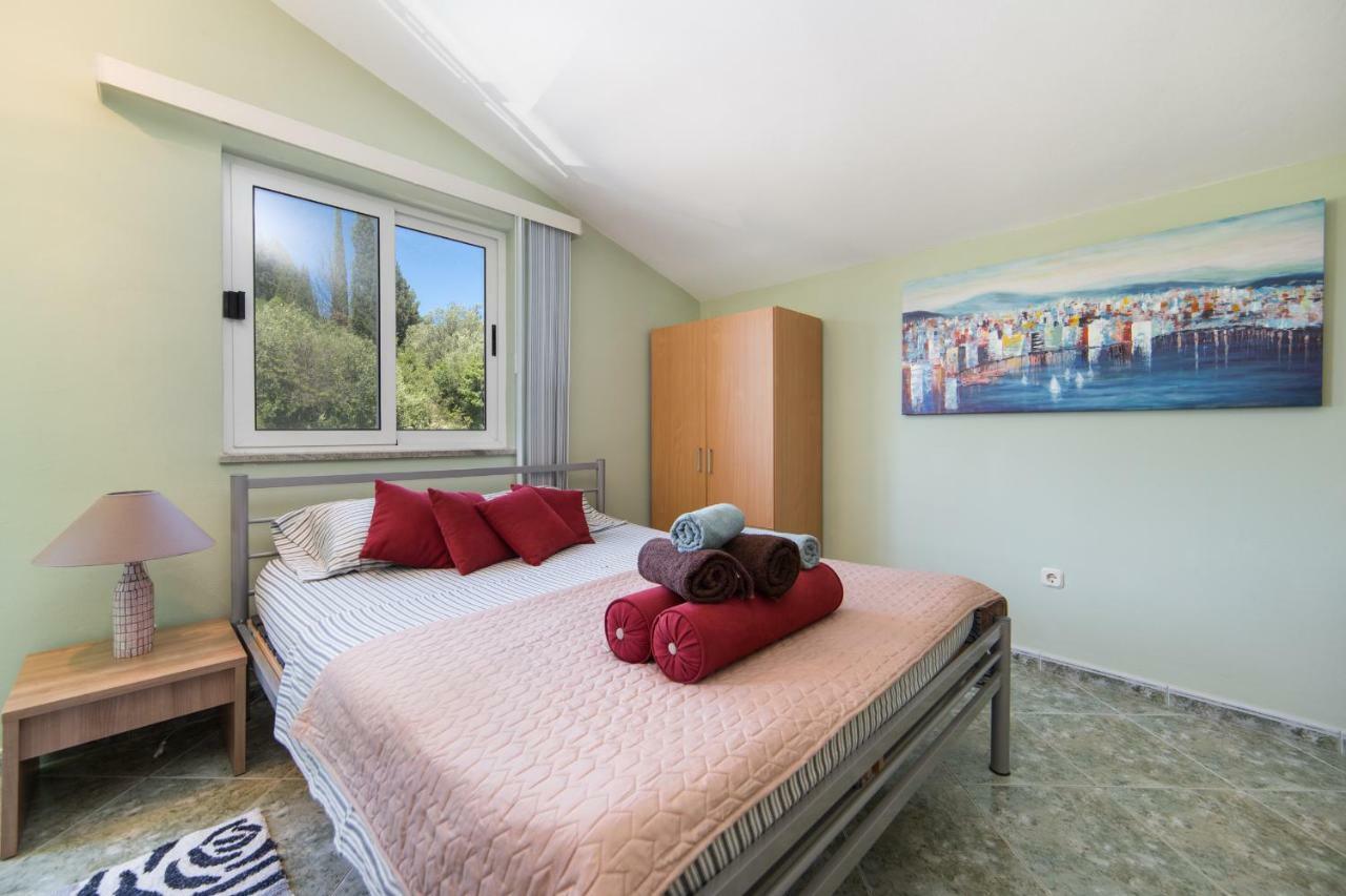 Apartments 7+ Blace Εξωτερικό φωτογραφία