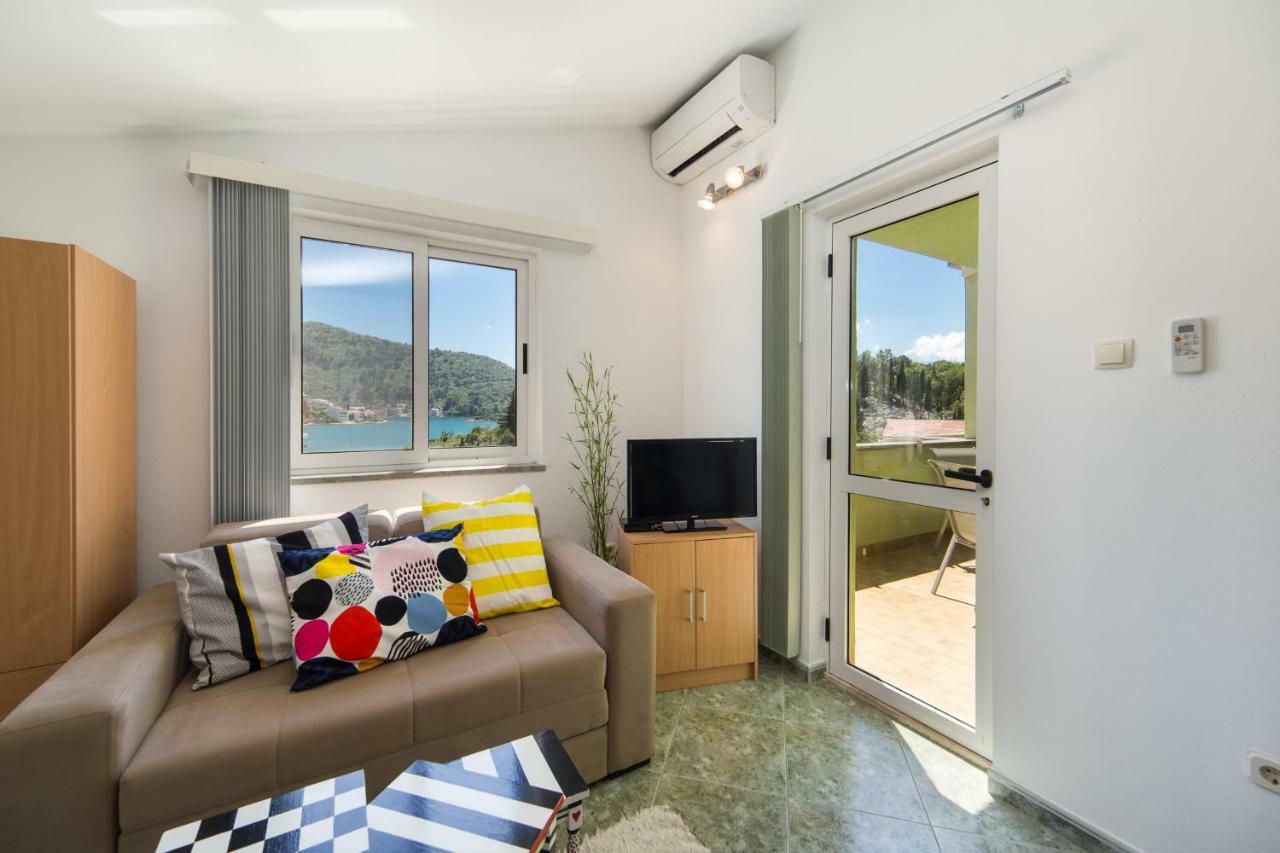 Apartments 7+ Blace Εξωτερικό φωτογραφία